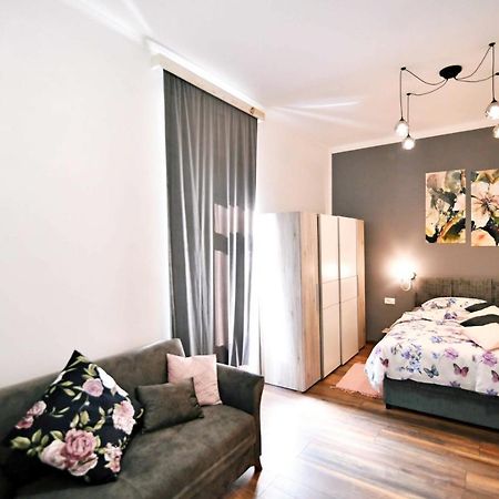 Apartment Carissima-Direct On Sea, Lovran-Opatija 外观 照片