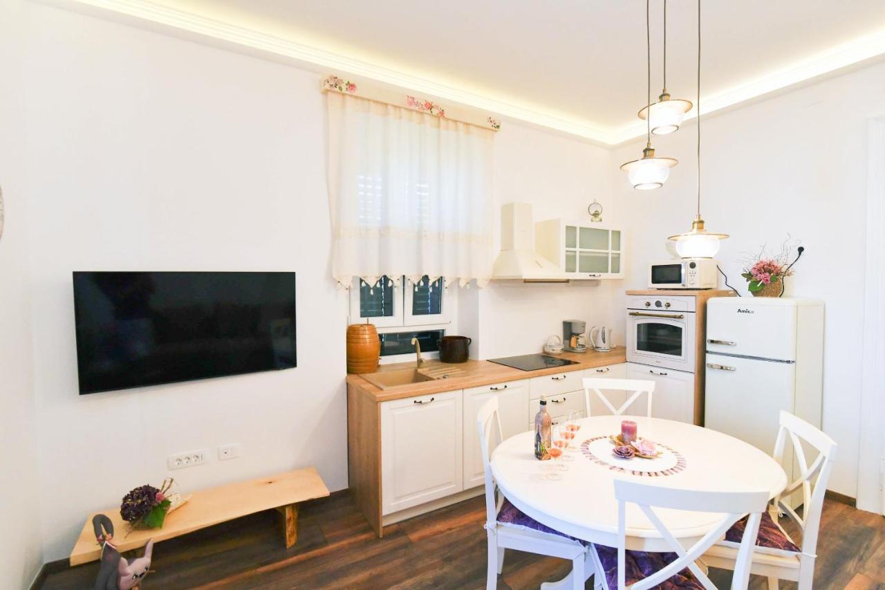 Apartment Carissima-Direct On Sea, Lovran-Opatija 外观 照片