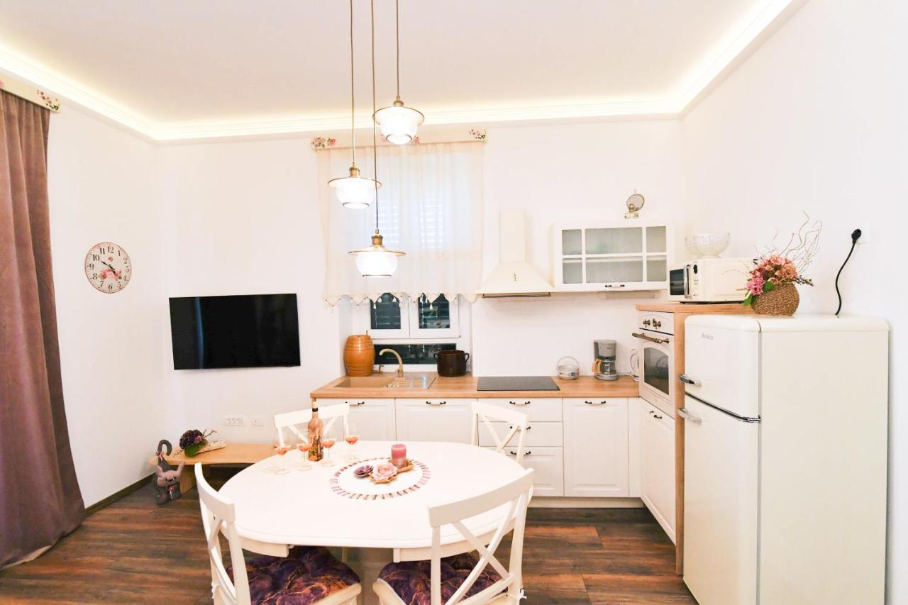 Apartment Carissima-Direct On Sea, Lovran-Opatija 外观 照片