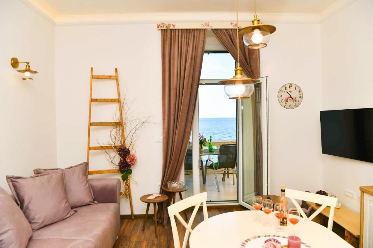 Apartment Carissima-Direct On Sea, Lovran-Opatija 外观 照片