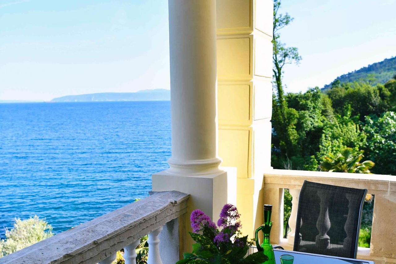 Apartment Carissima-Direct On Sea, Lovran-Opatija 外观 照片